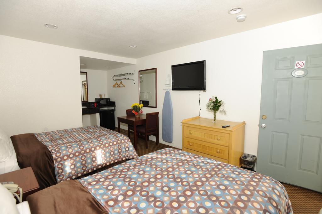 Victoria Motel Ventura Room photo