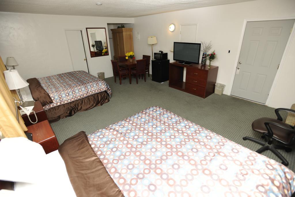 Victoria Motel Ventura Room photo